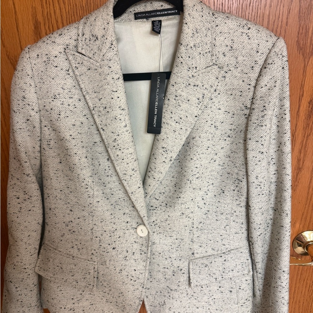 Linda Allard Ellen Tracy Speckled Tweed Blazer in Off-White
